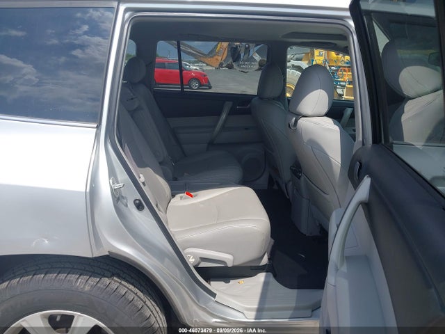 Продажа на аукционе авто 2013 Toyota Highlander Se V6, vin: 5TDZK3EH3DS101621, номер лота: 46073479