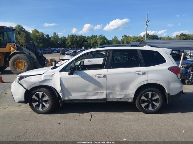 Продаж на аукціоні авто 2018 Subaru Forester 2.5i Premium, vin: JF2SJAEC6JH543436, номер лоту: 46073486
