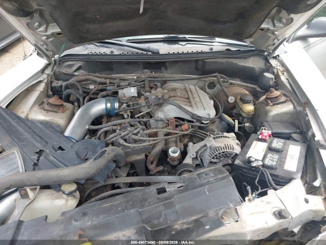 46073490 :رقم المزاد ، 1FAFP4040WF205099 vin ، 1998 Ford Mustang مزاد بيع