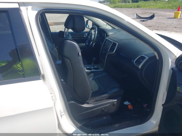 2011 Jeep Grand Cherokee Laredo მანქანა იყიდება აუქციონზე, vin: 1J4RR4GT4BC527068, აუქციონის ნომერი: 46073505
