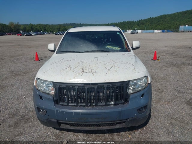 2011 Jeep Grand Cherokee Laredo მანქანა იყიდება აუქციონზე, vin: 1J4RR4GT4BC527068, აუქციონის ნომერი: 46073505