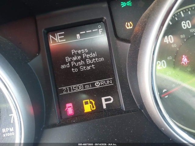 2011 Jeep Grand Cherokee Laredo მანქანა იყიდება აუქციონზე, vin: 1J4RR4GT4BC527068, აუქციონის ნომერი: 46073505