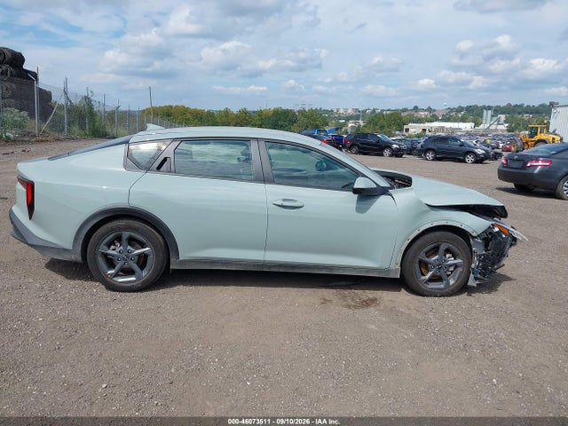 2026 Kia K4 Lxs მანქანა იყიდება აუქციონზე, vin: 3KPFT4DE6TE293445, აუქციონის ნომერი: 46073511