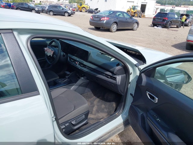 2026 Kia K4 Lxs მანქანა იყიდება აუქციონზე, vin: 3KPFT4DE6TE293445, აუქციონის ნომერი: 46073511