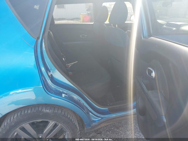 2015 Kia Soul + მანქანა იყიდება აუქციონზე, vin: KNDJP3A57F7219422, აუქციონის ნომერი: 46073535