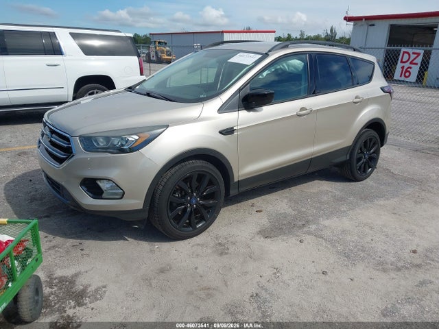 Продажа на аукционе авто 2018 Ford Escape Se, vin: 1FMCU0GD8JUD14656, номер лота: 46073541