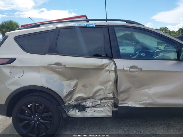 Продажа на аукционе авто 2018 Ford Escape Se, vin: 1FMCU0GD8JUD14656, номер лота: 46073541