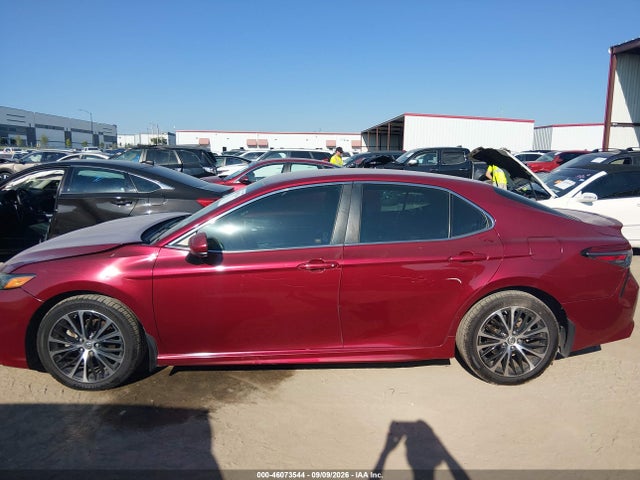 2018 Toyota Camry Se მანქანა იყიდება აუქციონზე, vin: 4T1B11HK5JU613805, აუქციონის ნომერი: 46073544