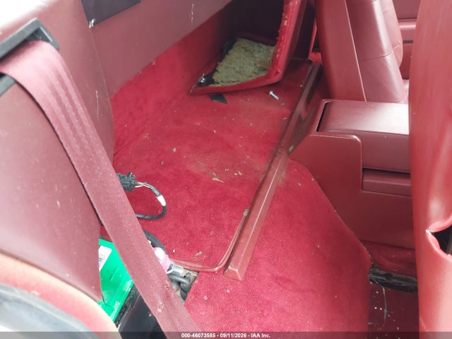 46073585 :رقم المزاد ، 1G6VR3176HU102886 vin ، 1987 Cadillac Allante مزاد بيع