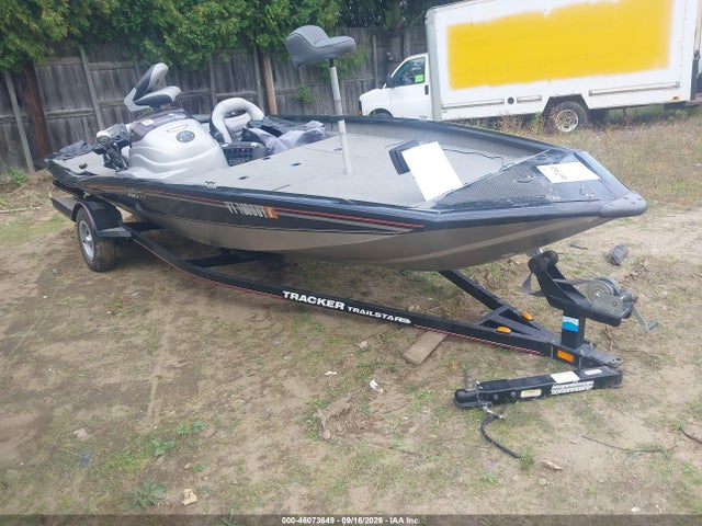 46073649 :رقم المزاد ، BUJ05884D606 vin ، 2006 Tracker 18' مزاد بيع