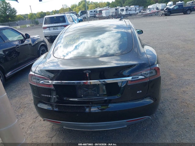 2015 Tesla Model S 60/70/85 მანქანა იყიდება აუქციონზე, vin: 5YJSA1E11FF118436, აუქციონის ნომერი: 46073663