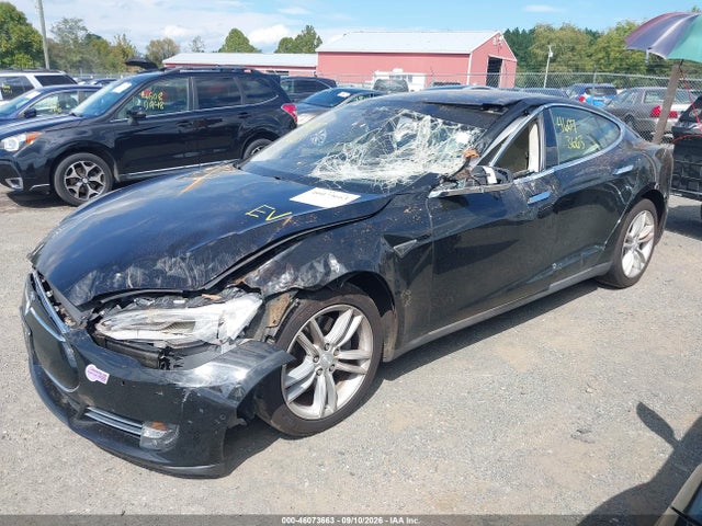 2015 Tesla Model S 60/70/85 მანქანა იყიდება აუქციონზე, vin: 5YJSA1E11FF118436, აუქციონის ნომერი: 46073663