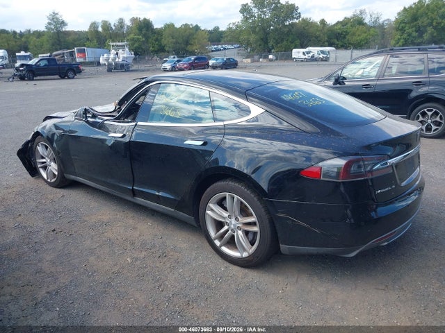 2015 Tesla Model S 60/70/85 მანქანა იყიდება აუქციონზე, vin: 5YJSA1E11FF118436, აუქციონის ნომერი: 46073663