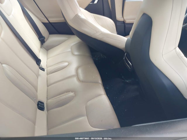 2015 Tesla Model S 60/70/85 მანქანა იყიდება აუქციონზე, vin: 5YJSA1E11FF118436, აუქციონის ნომერი: 46073663