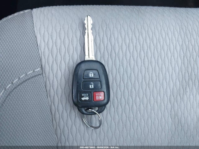 Продаж на аукціоні авто 2015 Toyota Corolla Le, vin: 2T1BURHE9FC435163, номер лоту: 46073685