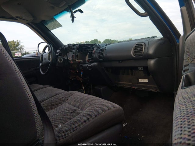Продаж на аукціоні авто 2000 Dodge Ram 1500 St, vin: 3B7HC12Y3YG117825, номер лоту: 46073790