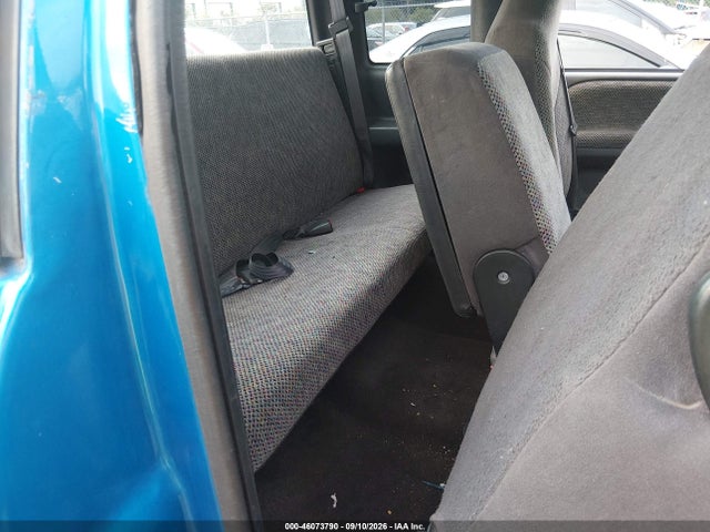 Продаж на аукціоні авто 2000 Dodge Ram 1500 St, vin: 3B7HC12Y3YG117825, номер лоту: 46073790