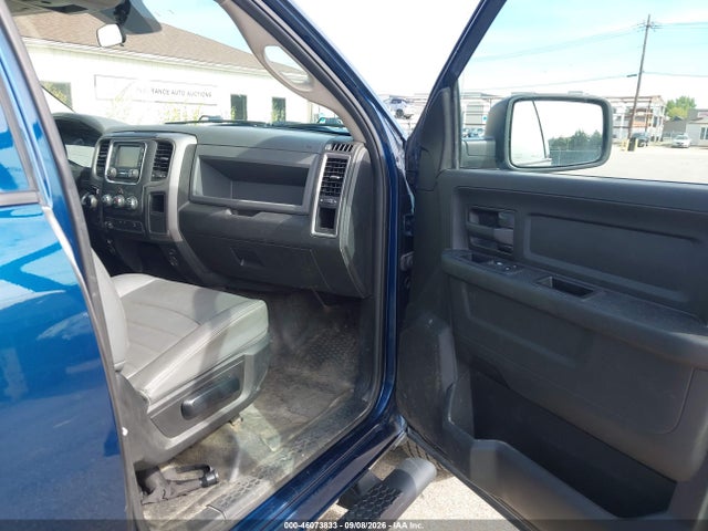 46073833 :رقم المزاد ، 3C6RR7KG4LG273126 vin ، 2020 Ram 1500 Classic Tradesman  4x4 5'7 Box مزاد بيع