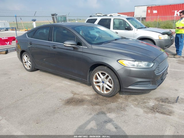 46073852 :رقم المزاد ، 3FA6P0H79FR277638 vin ، 2015 Ford Fusion Se مزاد بيع