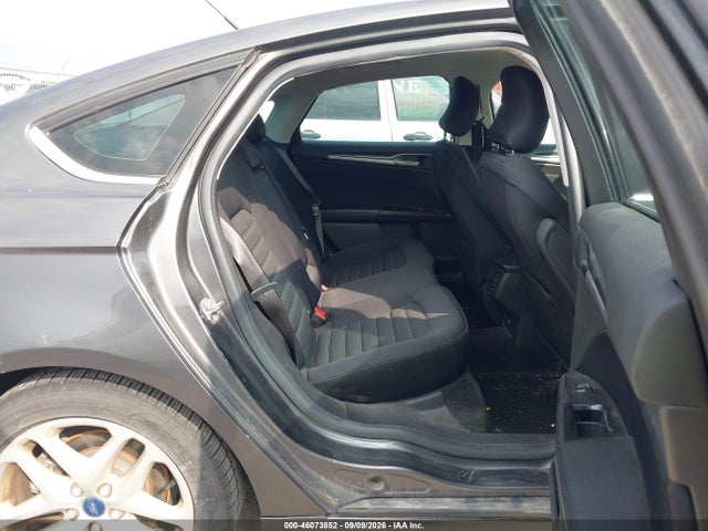46073852 :رقم المزاد ، 3FA6P0H79FR277638 vin ، 2015 Ford Fusion Se مزاد بيع