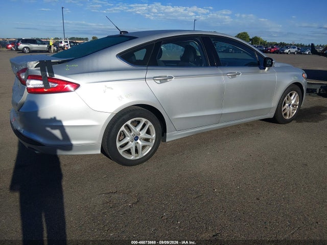 46073868 :رقم المزاد ، 3FA6P0H76GR138732 vin ، 2016 Ford Fusion Se مزاد بيع