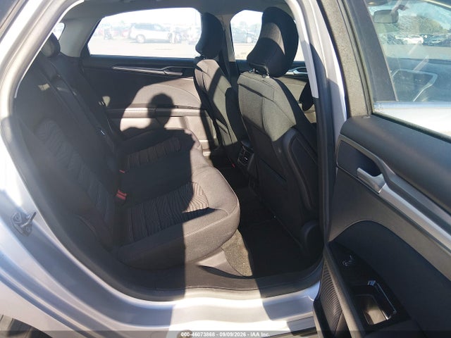 46073868 :رقم المزاد ، 3FA6P0H76GR138732 vin ، 2016 Ford Fusion Se مزاد بيع