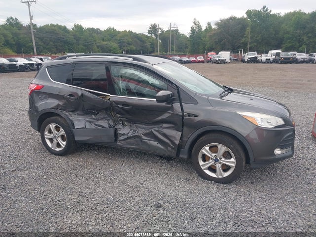 Продажа на аукционе авто 2016 Ford Escape Se, vin: 1FMCU9GX2GUC49648, номер лота: 46073869
