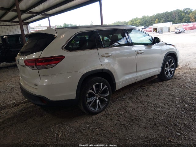 Toyota Highlander Xle 2017 5TDKZRFH5HS508893 Image 4
