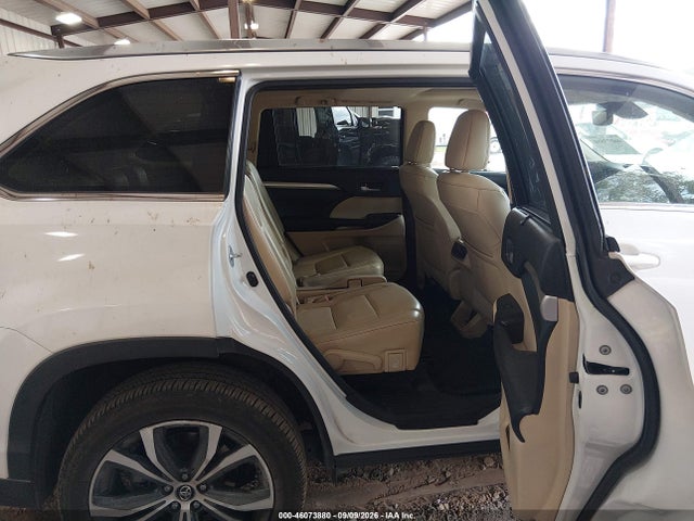 Toyota Highlander Xle 2017 5TDKZRFH5HS508893 Image 8