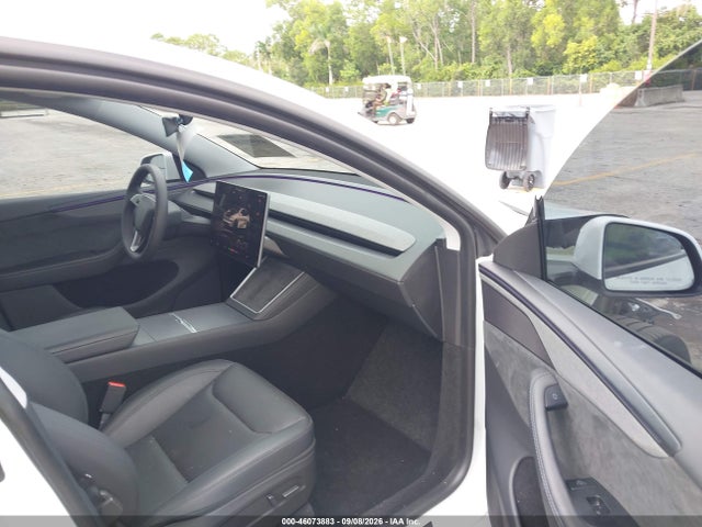 Продажа на аукционе авто 2026 Tesla Model Y Premium Rear-wheel Drive/rear-wheel Drive, vin: 7SAYGDED2TA477066, номер лота: 46073883