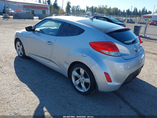 Aukcja sprzedaży 2013 Hyundai Veloster Base W/black, vin: KMHTC6ADXDU154802, numer aukcji: 46073905