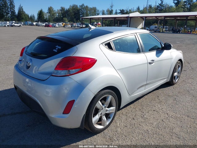Aukcja sprzedaży 2013 Hyundai Veloster Base W/black, vin: KMHTC6ADXDU154802, numer aukcji: 46073905