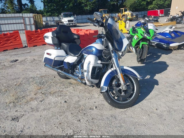 46073922 :رقم المزاد ، 1HD1KDM10FB675562 vin ، 2015 Harley-davidson Flhtcul Ultra Classic Low مزاد بيع