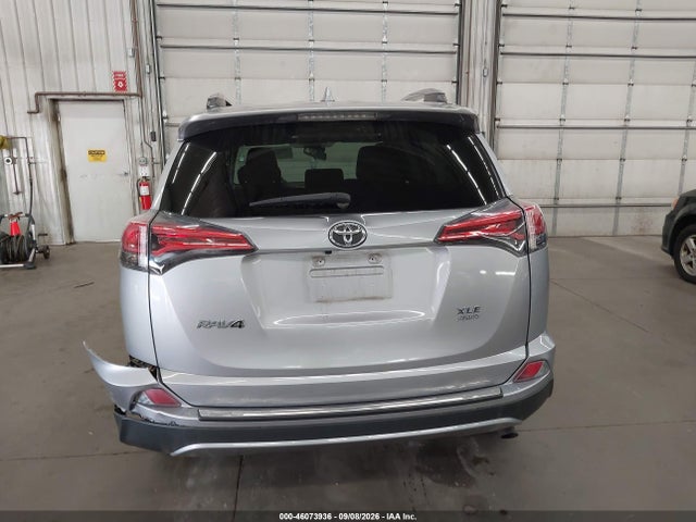 46073936 :رقم المزاد ، 2T3RFREV2HW681297 vin ، 2017 Toyota Rav4 Xle مزاد بيع