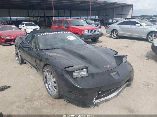 46073937 :رقم المزاد ، 1G1YY32G325128805 vin ، 2002 Chevrolet Corvette مزاد بيع