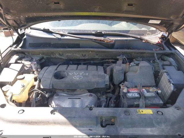 46073944 :رقم المزاد ، JTMDF4DV8AD028099 vin ، 2010 Toyota Rav4 Limited مزاد بيع
