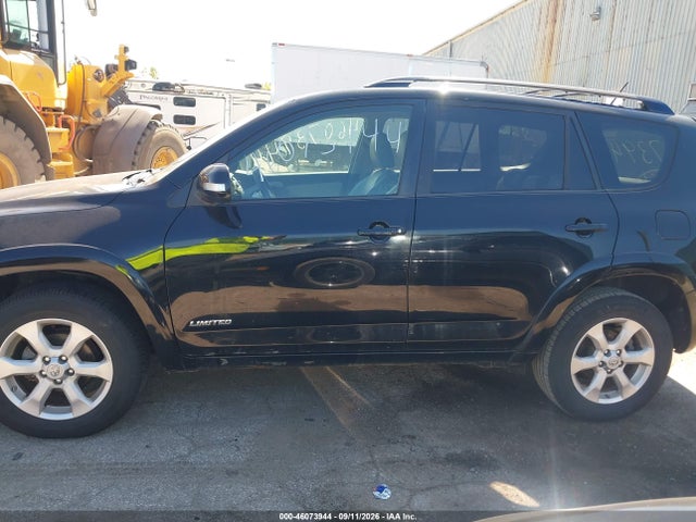 46073944 :رقم المزاد ، JTMDF4DV8AD028099 vin ، 2010 Toyota Rav4 Limited مزاد بيع