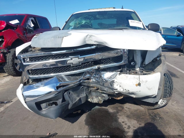 2011 Chevrolet Silverado 1500 Lt მანქანა იყიდება აუქციონზე, vin: 3GCPKSE30BG389454, აუქციონის ნომერი: 46073953
