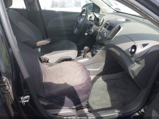 46073968 :رقم المزاد ، 1G1JC5SH0E4104539 vin ، 2014 Chevrolet Sonic Lt Auto مزاد بيع