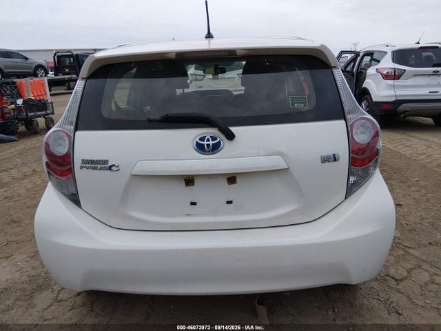 Продаж на аукціоні авто 2014 Toyota Prius C Two, vin: JTDKDTB3XE1569512, номер лоту: 46073973