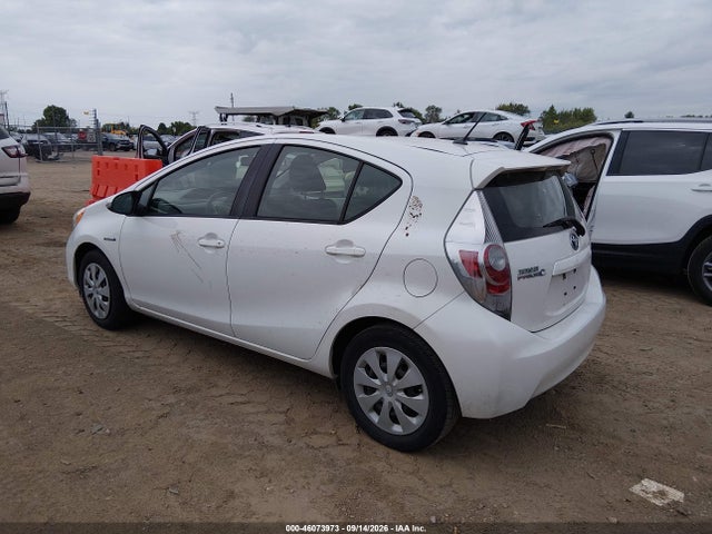Продаж на аукціоні авто 2014 Toyota Prius C Two, vin: JTDKDTB3XE1569512, номер лоту: 46073973