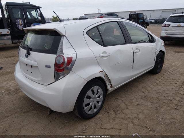 Продаж на аукціоні авто 2014 Toyota Prius C Two, vin: JTDKDTB3XE1569512, номер лоту: 46073973