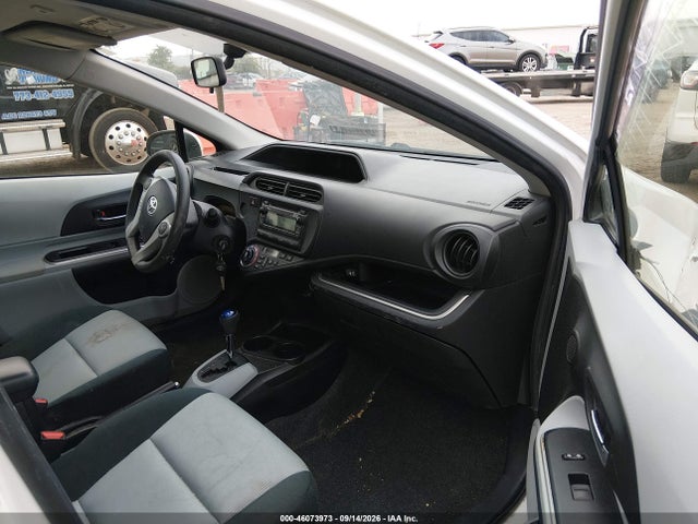 Продаж на аукціоні авто 2014 Toyota Prius C Two, vin: JTDKDTB3XE1569512, номер лоту: 46073973