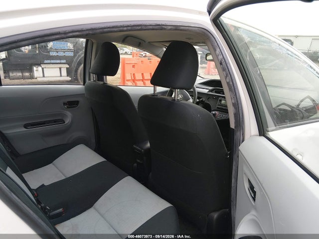 Продаж на аукціоні авто 2014 Toyota Prius C Two, vin: JTDKDTB3XE1569512, номер лоту: 46073973