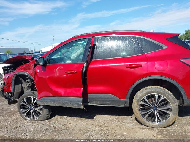 46074003 :رقم المزاد ، 1FMCU9H9XNUB34776 vin ، 2022 Ford Escape Sel مزاد بيع