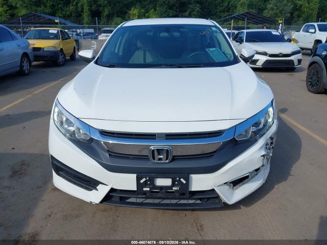 46074076 :رقم المزاد ، 19XFC2F51HE203868 vin ، 2017 Honda Civic Lx مزاد بيع