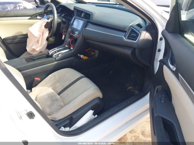46074076 :رقم المزاد ، 19XFC2F51HE203868 vin ، 2017 Honda Civic Lx مزاد بيع