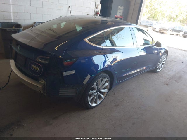 Tesla Model 3 Long Range/performance 2019 5YJ3E1EB1KF390092 Image 4