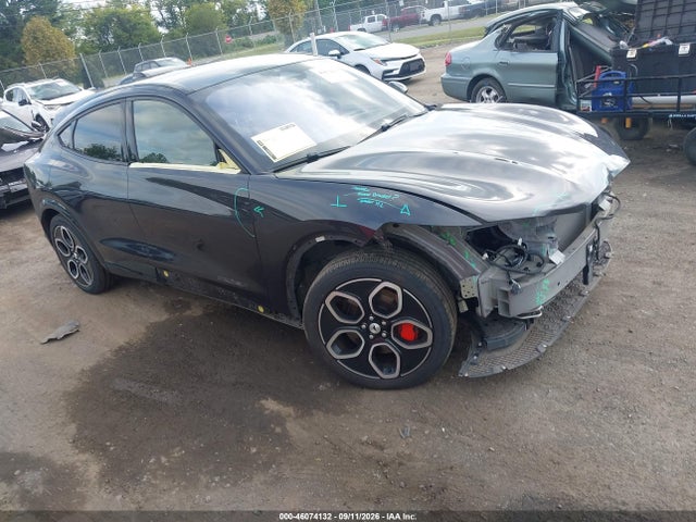 Продажа на аукционе авто 2022 Ford Mustang Mach-e Gt, vin: 3FMTK4SE5NMA12927, номер лота: 46074132