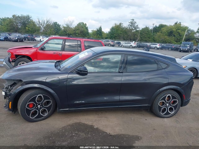 Продажа на аукционе авто 2022 Ford Mustang Mach-e Gt, vin: 3FMTK4SE5NMA12927, номер лота: 46074132